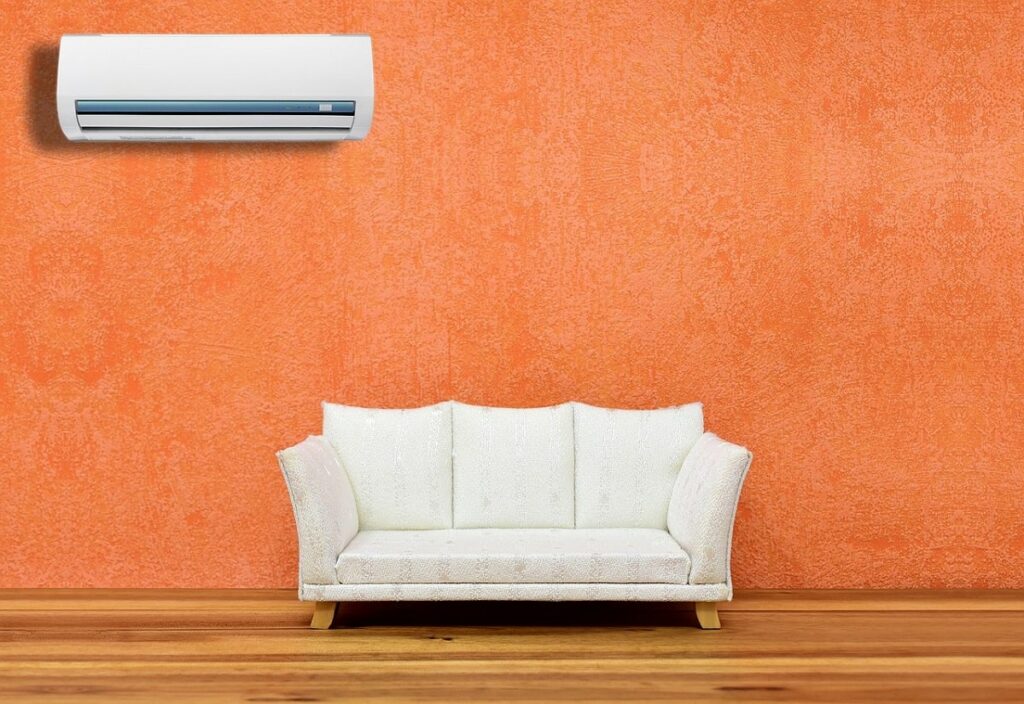 Czy warto zainwestować w instalację klimatyzatora w domu?