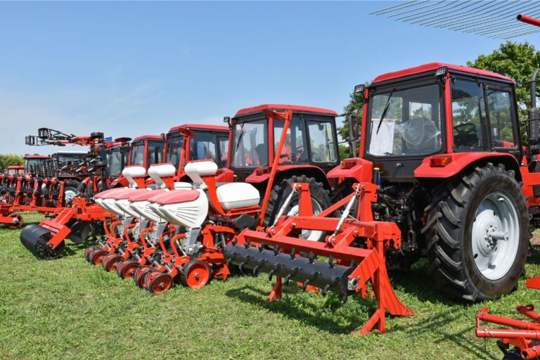 Przewodnik po najnowszych trendach w technologii maszyn rolniczych